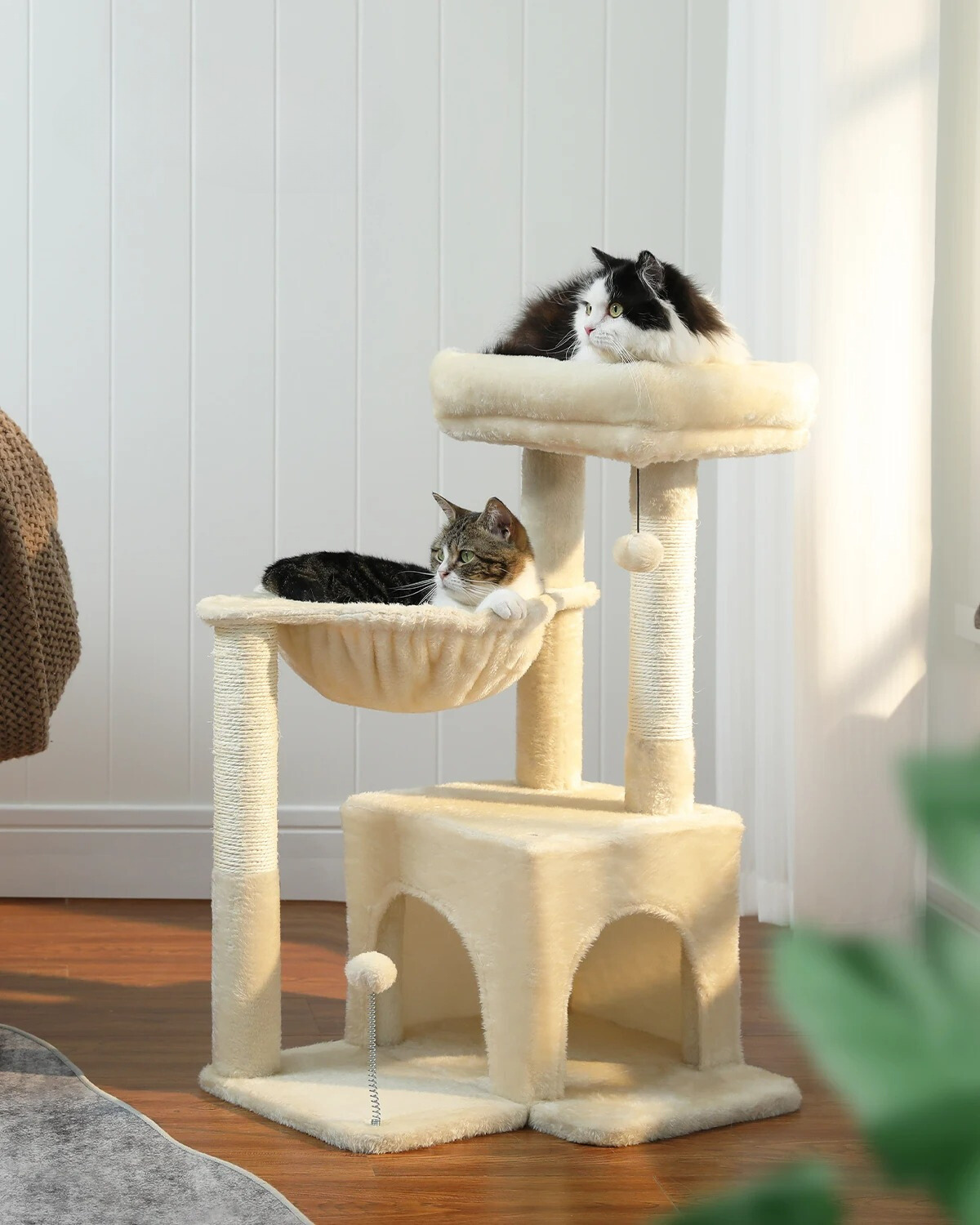 Mini store cat tree